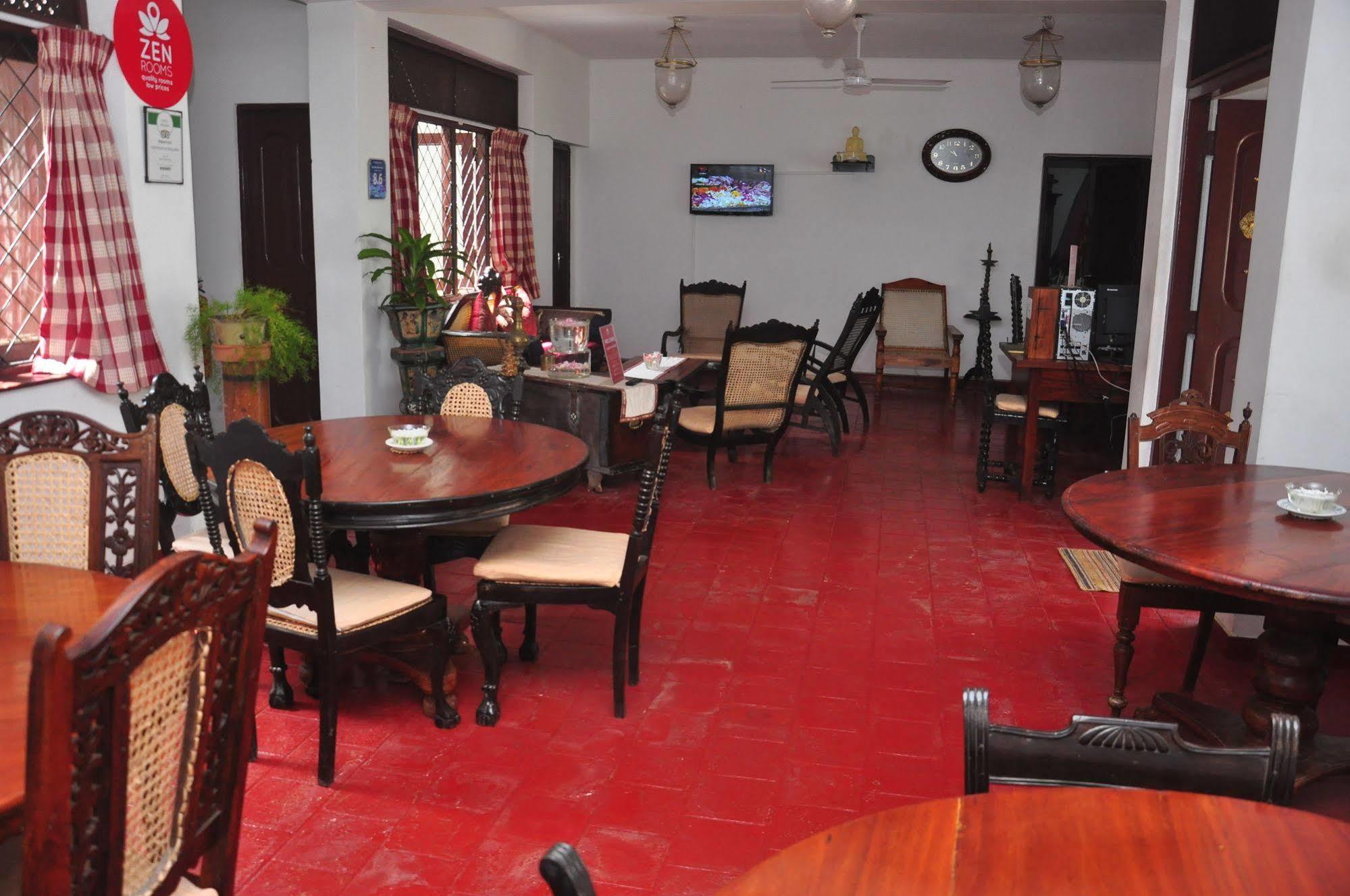 Blue Seas Guest House Dehiwala-Mount Lavinia Eksteriør billede